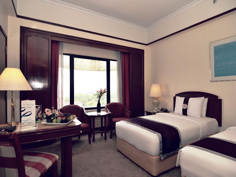 The Puteri Pacific Johor Bahru Hotel Exterior foto