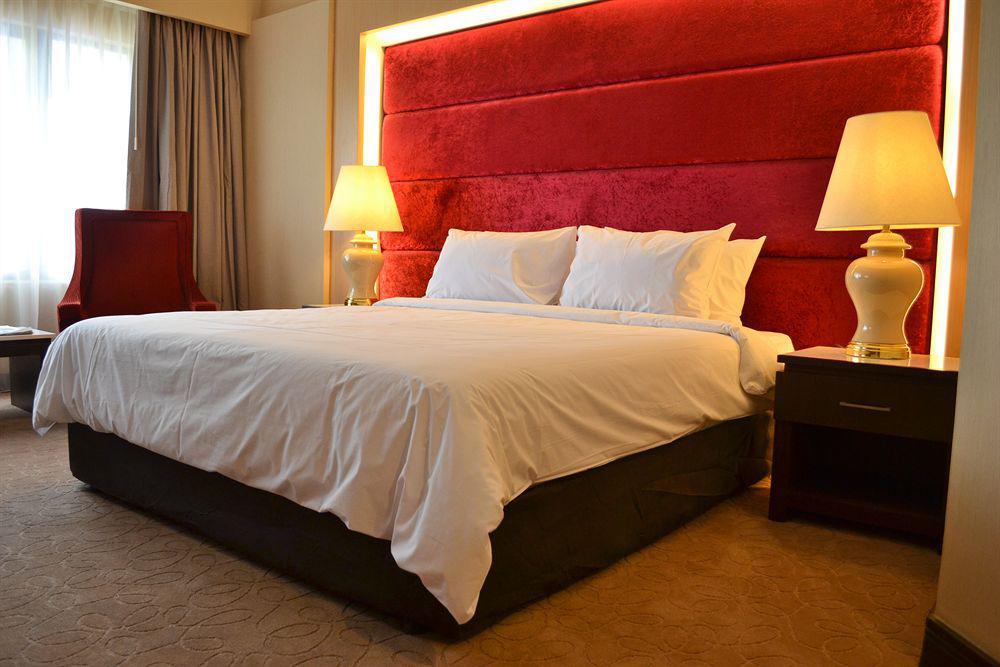 The Puteri Pacific Johor Bahru Hotel Exterior foto